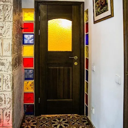 Napoleon'S Secret Spa Apartment